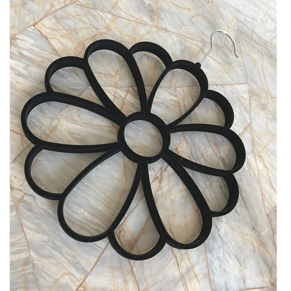 Black Velvet Flocked Flower Scarf Hanger 12 Loop Belt Accessory Organizer